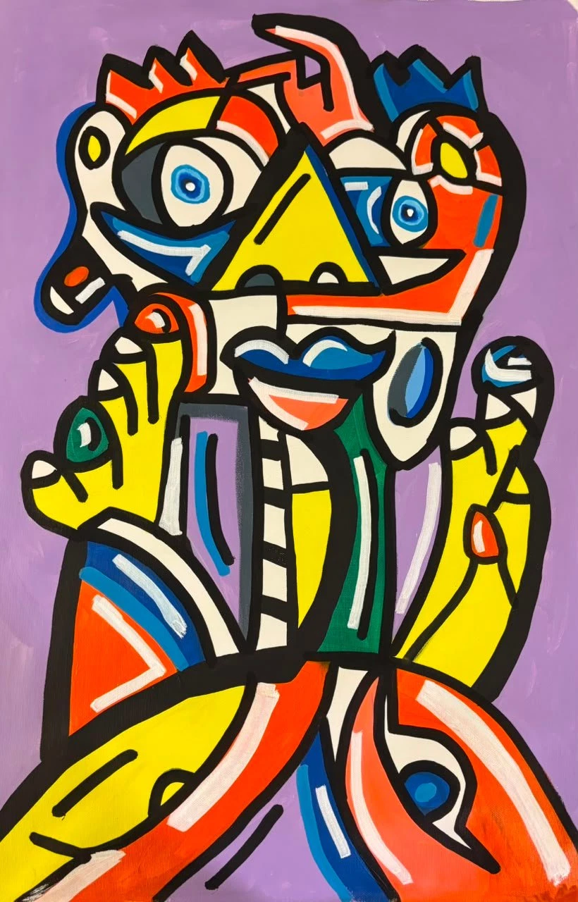 Figura de ojos grandes con triángulo amarillo en el rostro y manos amarillas, en naranja, azul y blanco con contorno negro sobre fondo lila. Sin título. Acrílico sobre lienzo, 65 x 40 cm, 2026. Caracas. Nicolás Lapadula