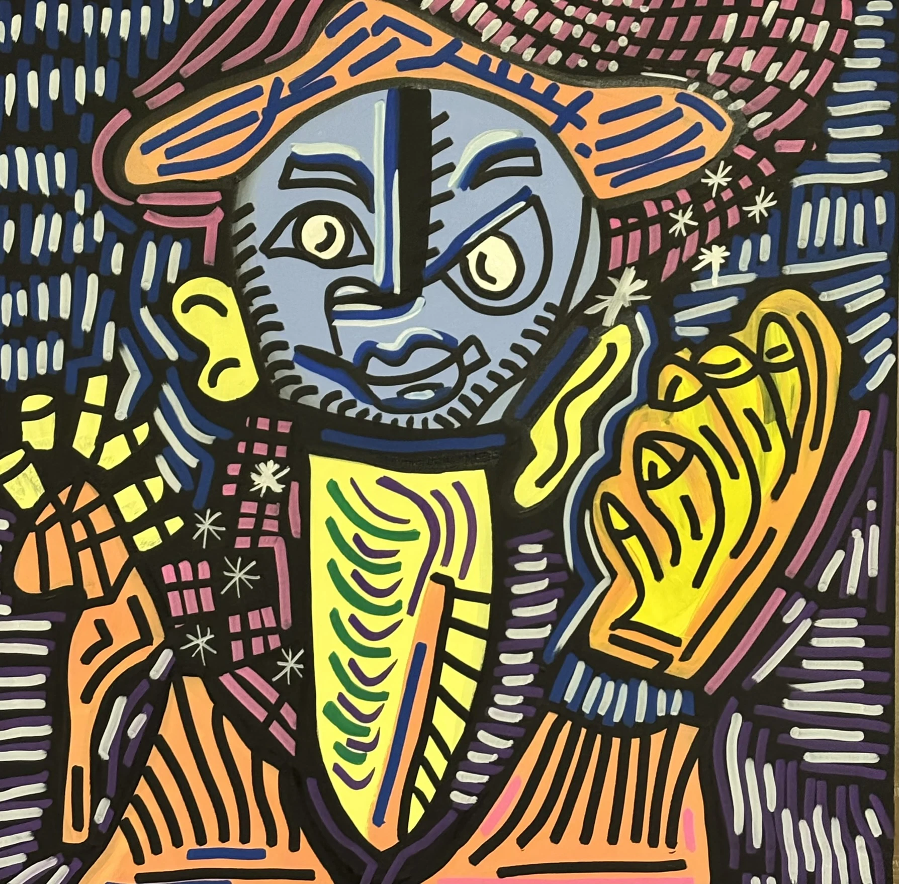 Figura de rostro azul grisáceo con boina naranja y mirada de lado, una mano amarilla a la derecha, sobre fondo negro de rayas moradas y azules. Sin título. Acrílico sobre lienzo, 80 x 80 cm, 2026. Madrid. Nicolás Lapadula