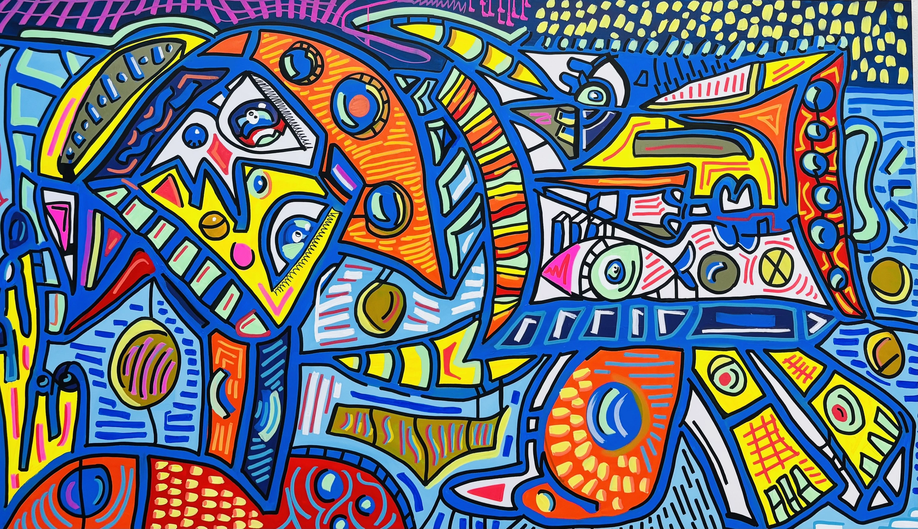 Formas y rostros entrelazados en azul intenso, con rellenos naranjas, amarillos y celestes y rayados finos de rosa y blanco. Sin título. Acrílico sobre lienzo, 250 x 144 cm, 2026. Caracas. Nicolás Lapadula